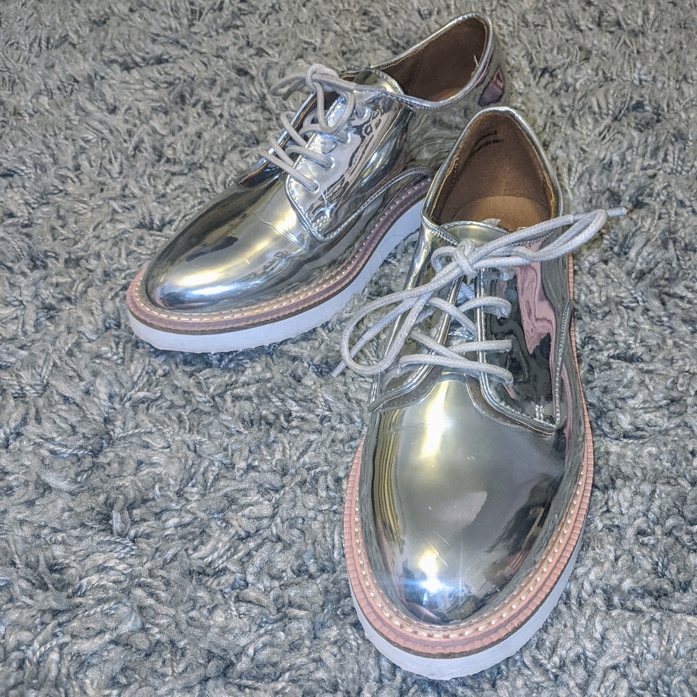 A New Day - Silver Jane's